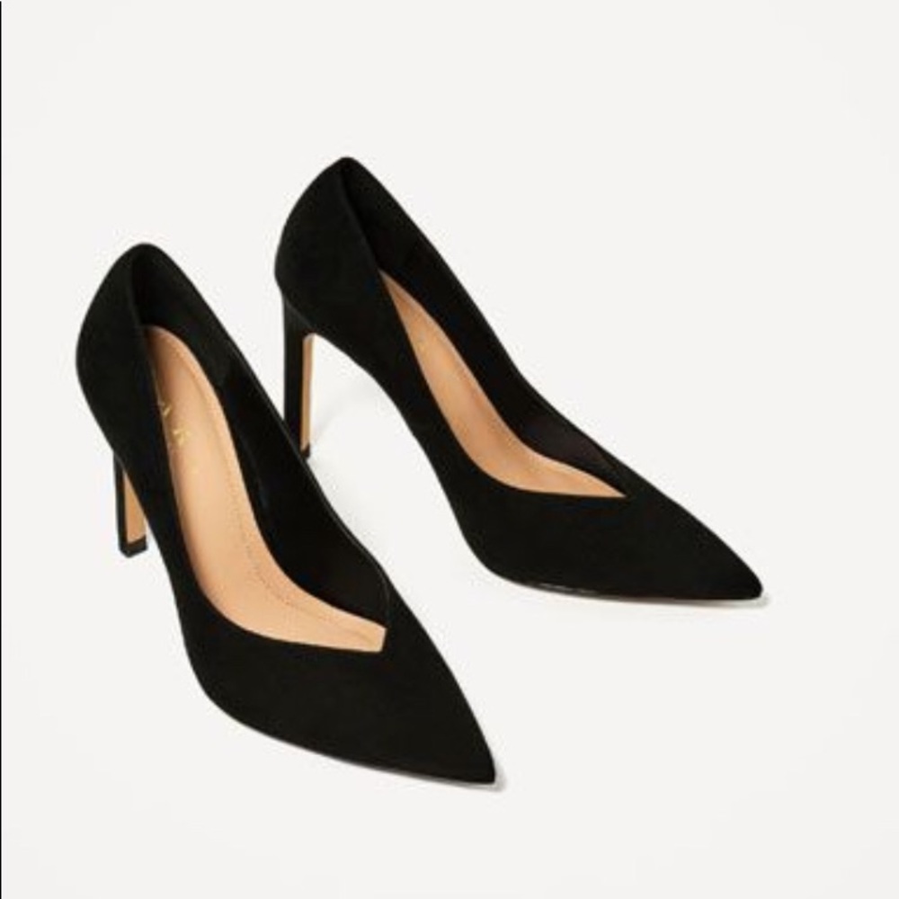 Zara V-cut high heel shoes
